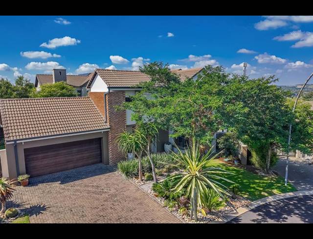 4 BEDROOM HOUSE FOR SALE IN MIDSTREAM HILL